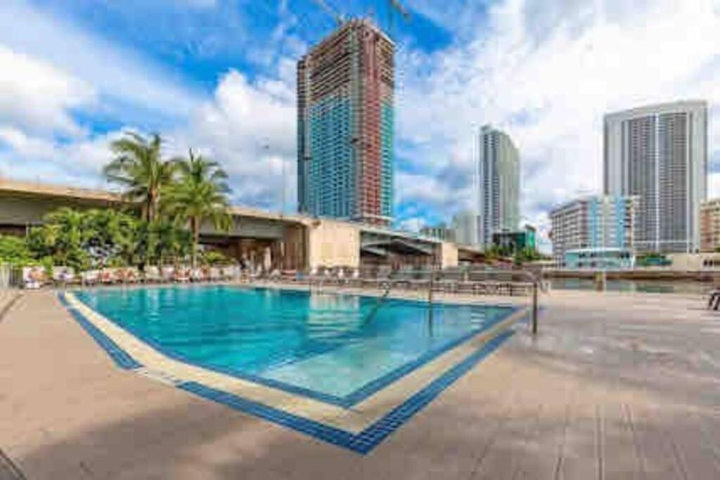 Beachwalk Resort & Condos Hallandale Beach Exteriör bild
