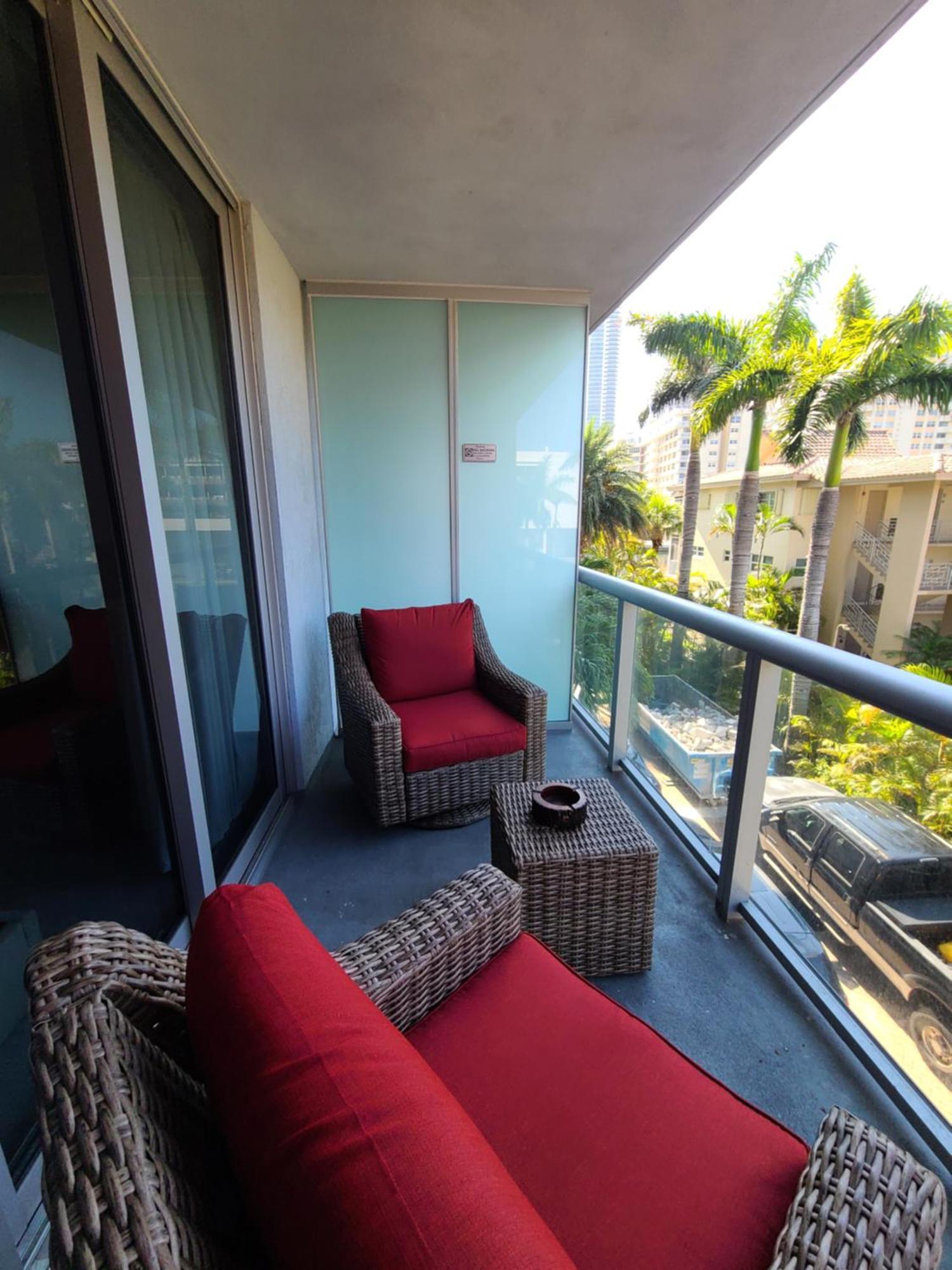 Beachwalk Resort & Condos Hallandale Beach Rum bild